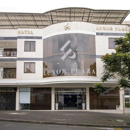 Hotel Luxor Pereira Zewnętrze zdjęcie