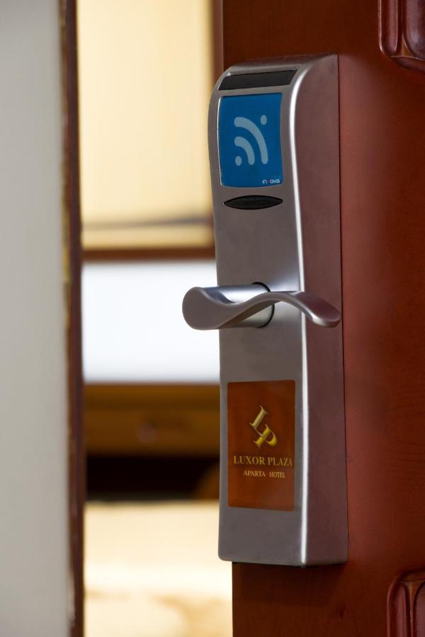 Hotel Luxor Pereira Zewnętrze zdjęcie
