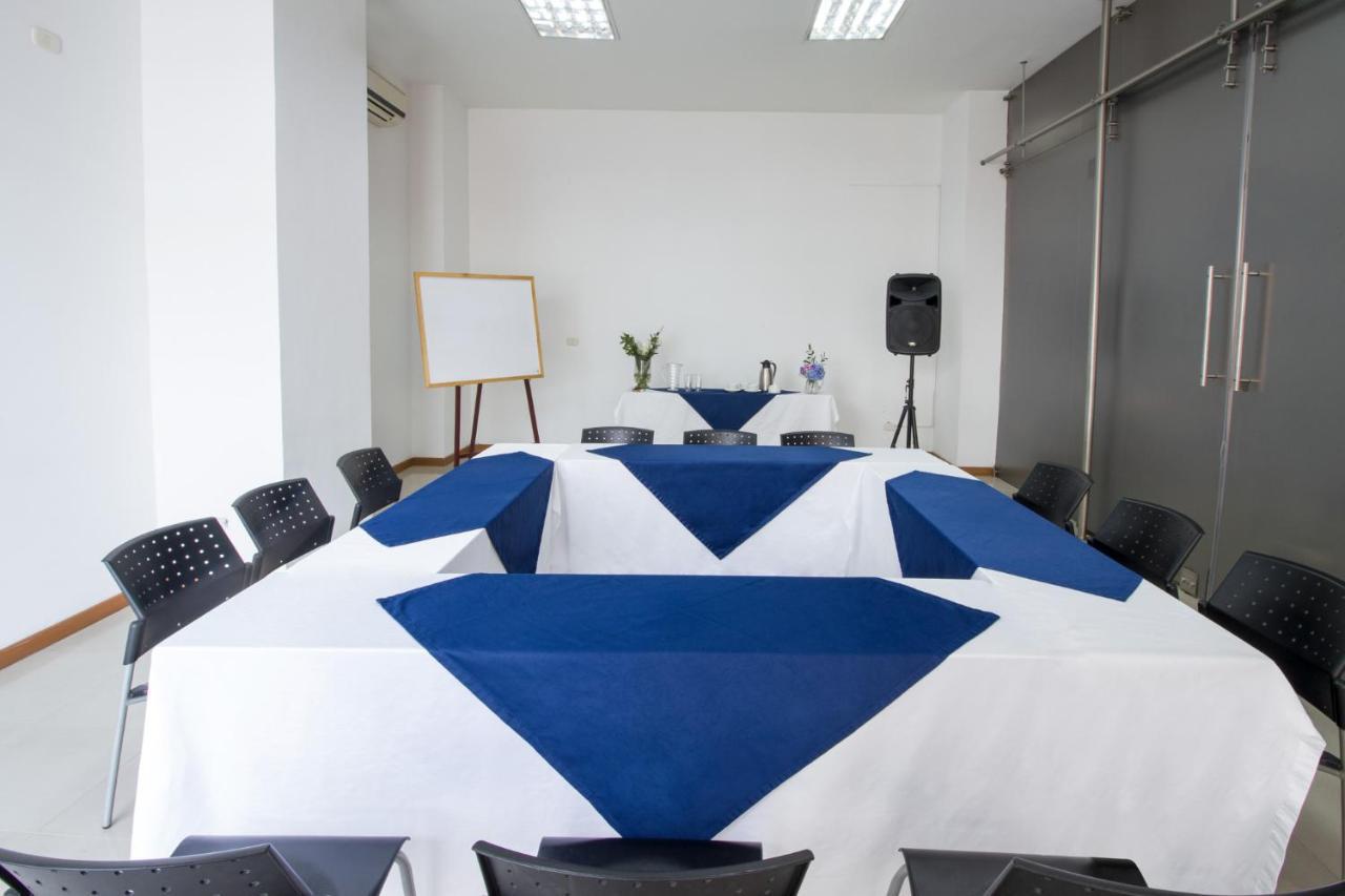 Hotel Luxor Pereira Zewnętrze zdjęcie