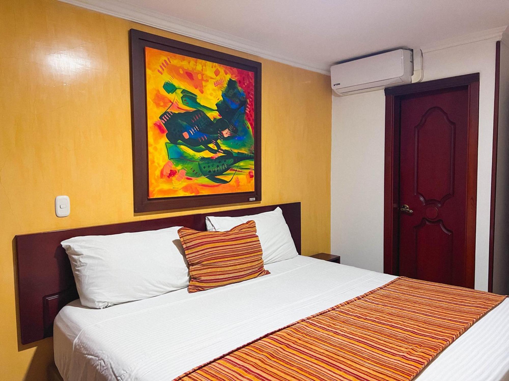 Hotel Luxor Pereira Zewnętrze zdjęcie
